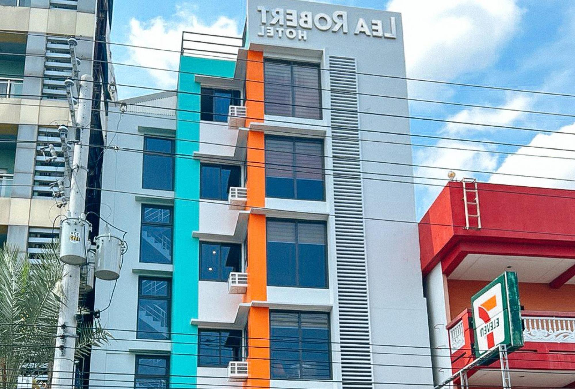 Lea Robert Hotel Angeles Pampanga By Reddoorz Exterior foto